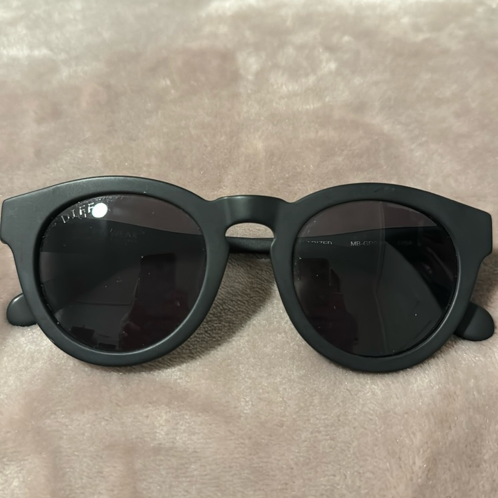 DIFF polarized sunglasses